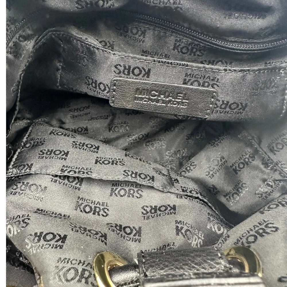 Michael Kors Beige and Black Logo Tote - Picture 4 of 9